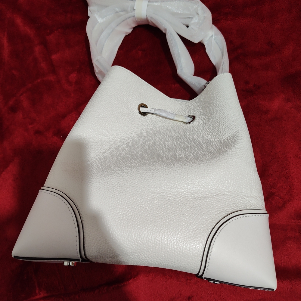White Michael Kors Women's Bag - Picture 6 of 8